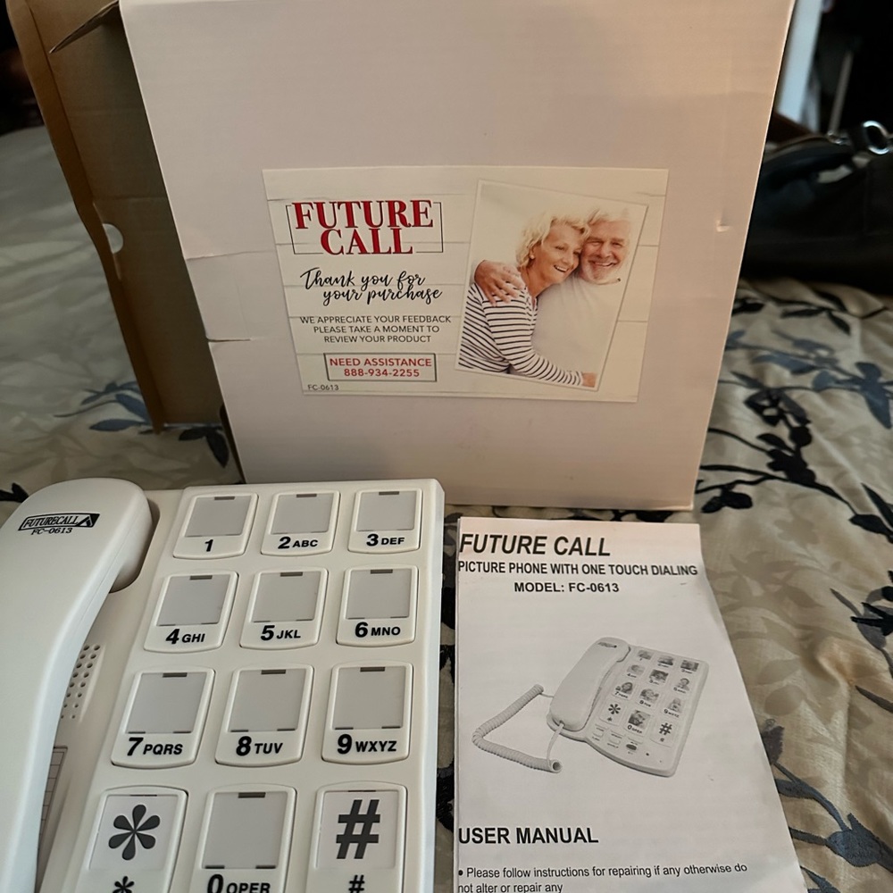 Future Call Picture Phone w/ 1 Touch Dialing.